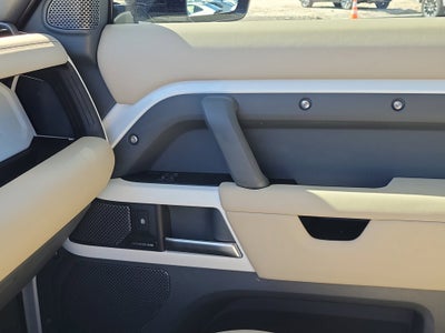 2024 Land Rover Defender 110 S