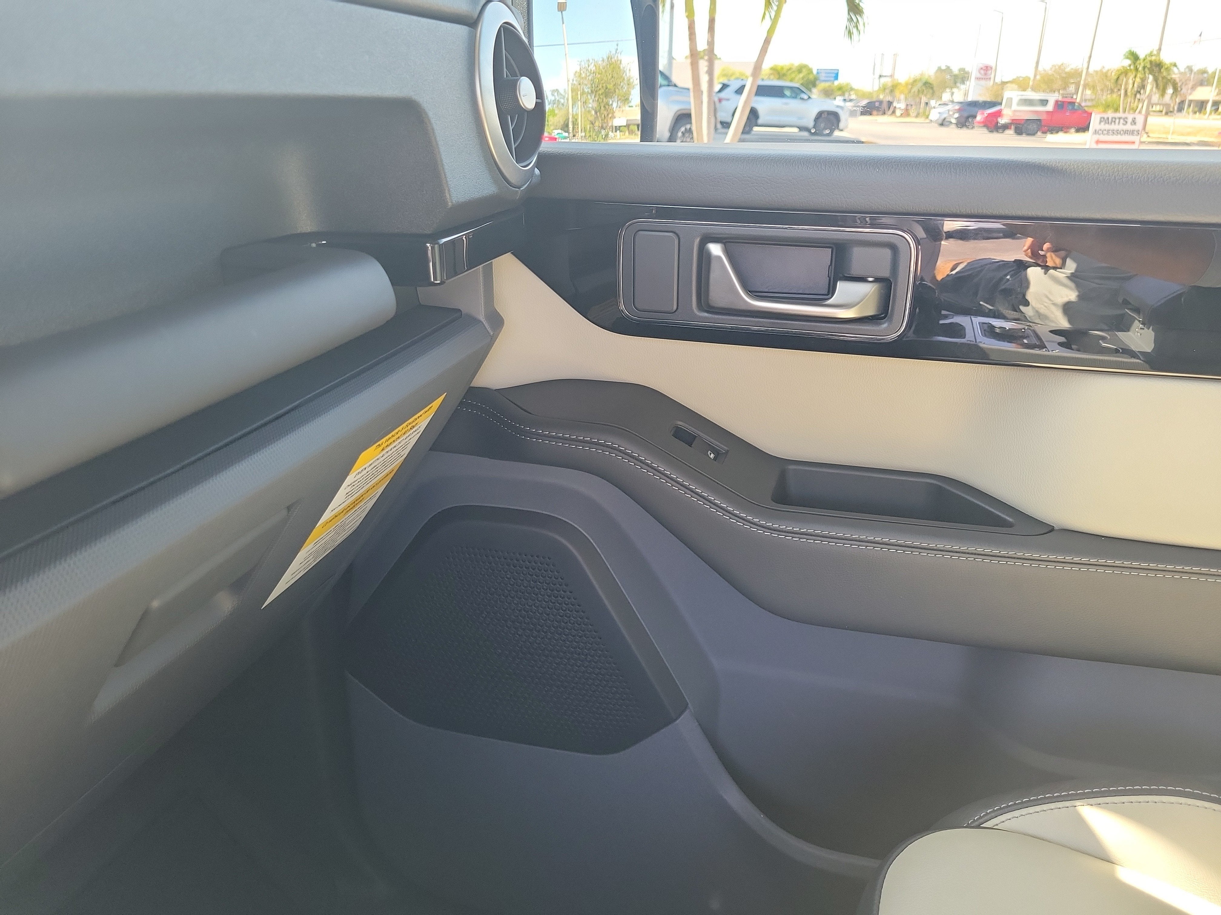 2024 INEOS Grenadier Station Wagon Fieldmaster Edition
