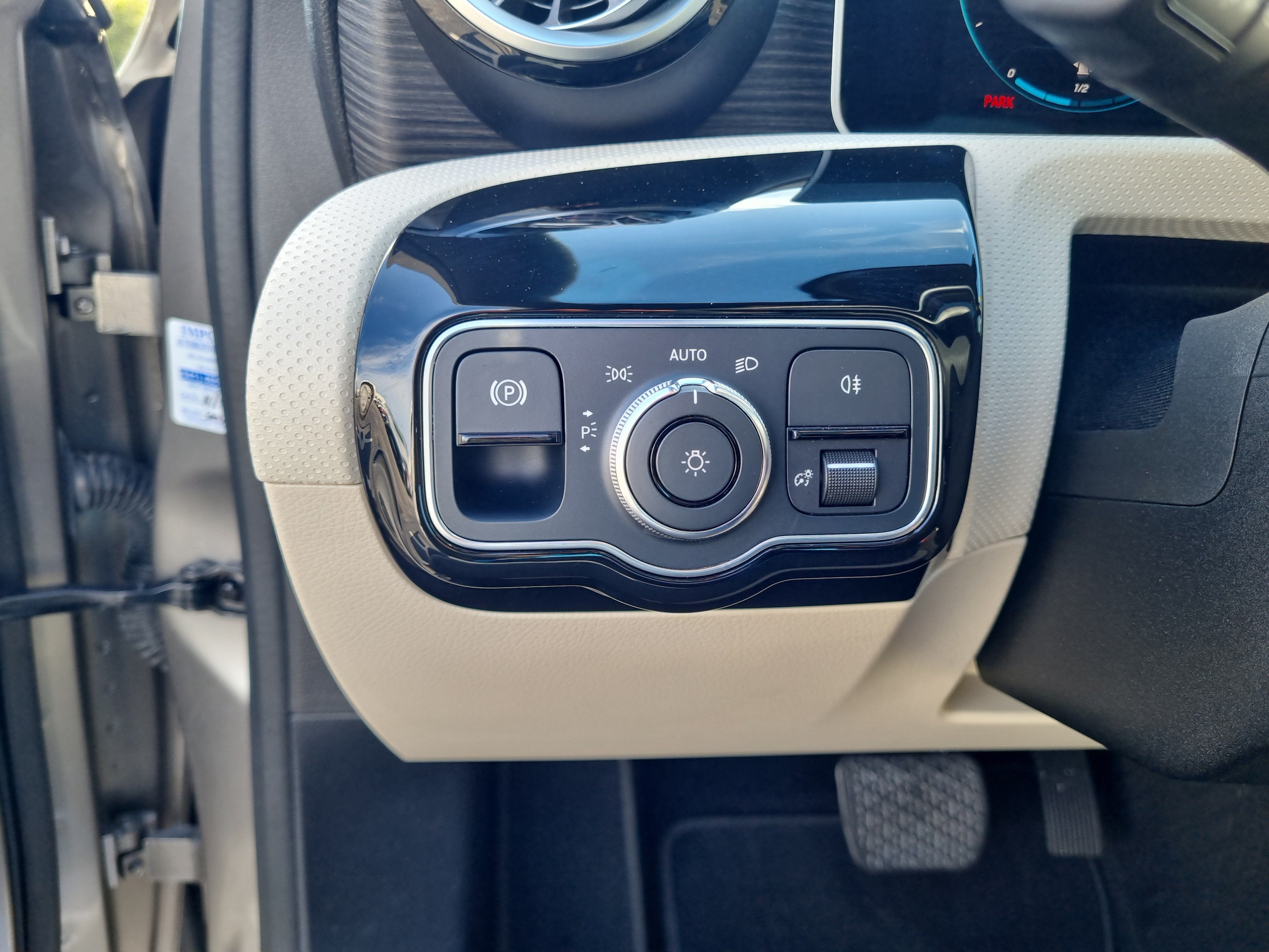 2019 Mercedes-Benz A-Class A 220