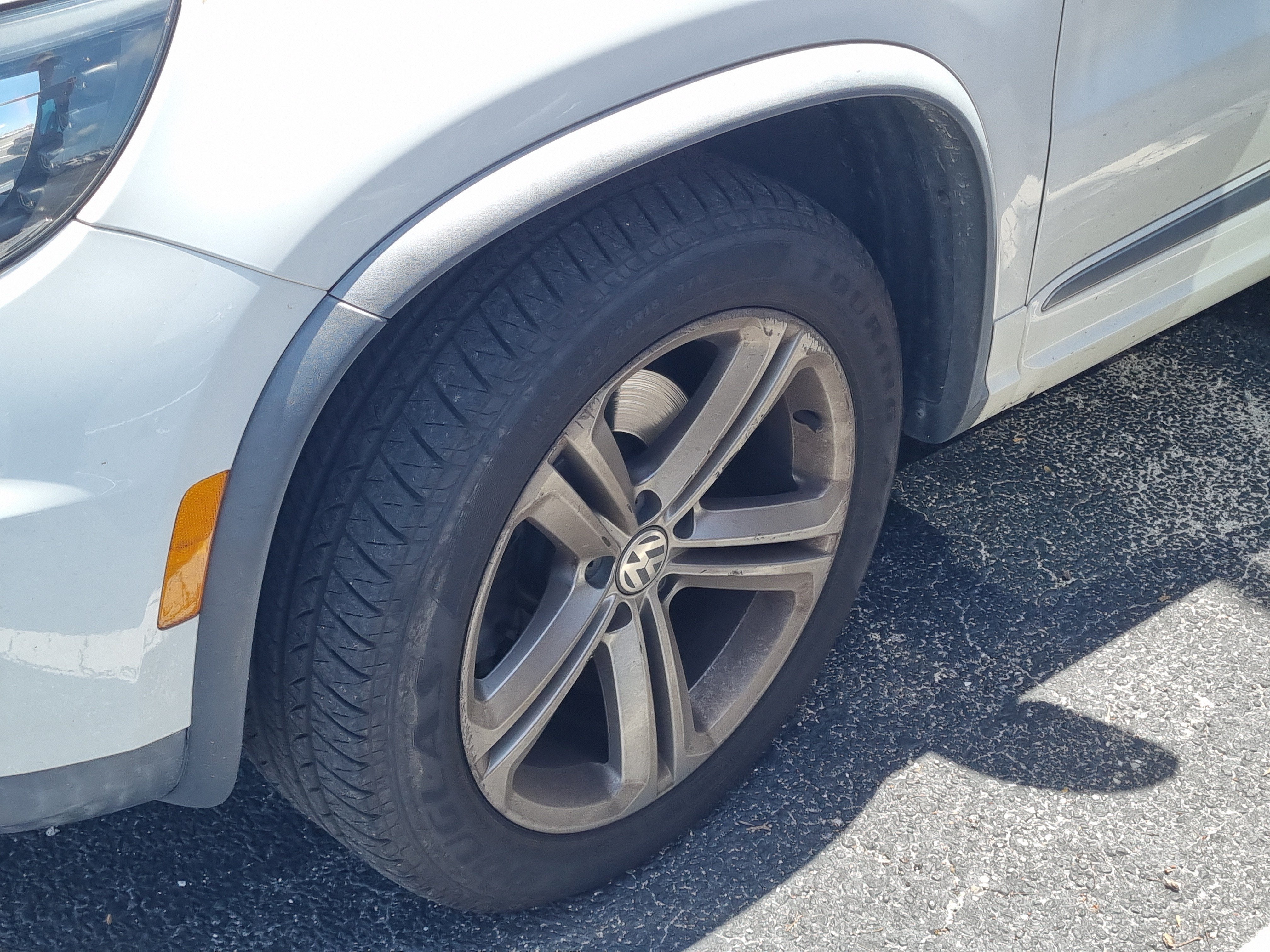 2017 Volkswagen Tiguan Sport