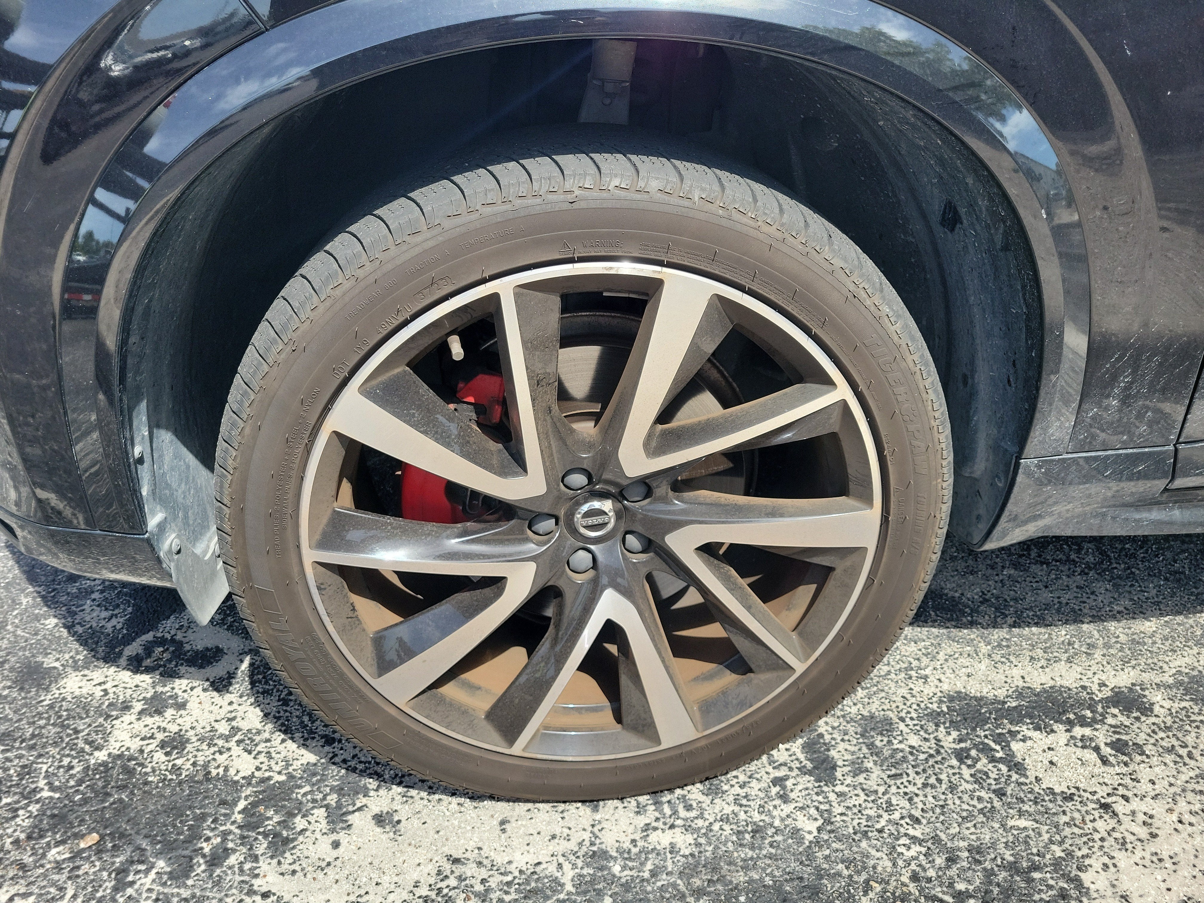 2020 Volvo XC90 T6 Momentum