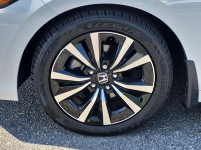 2024 Honda Civic Hatchback EX-L