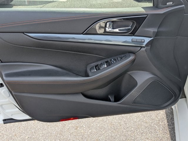 2023 Nissan Maxima SR