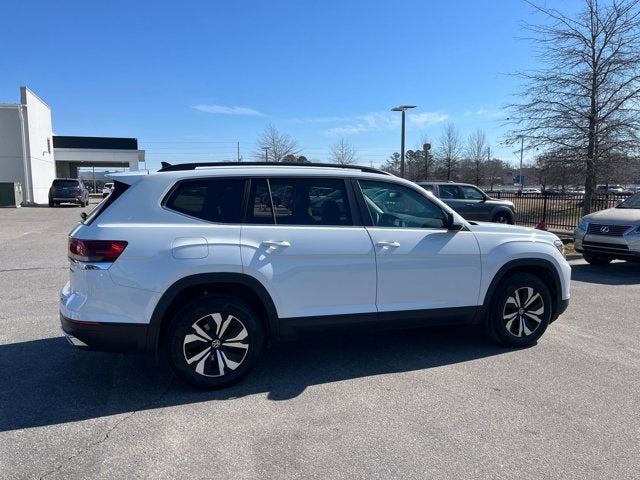 2024 Volkswagen Atlas 2.0T SE