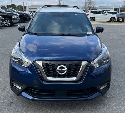 2020 Nissan Kicks SR