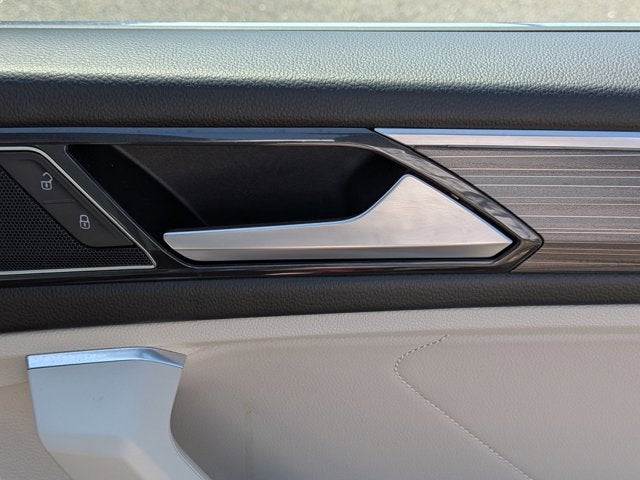 2023 Volkswagen Tiguan SEL R-Line