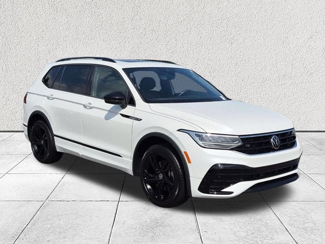 2023 Volkswagen Tiguan SE R-Line Black