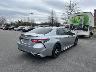 2022 Toyota Camry SE