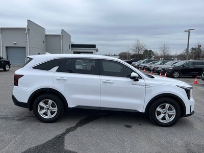 2025 Kia Sorento LX