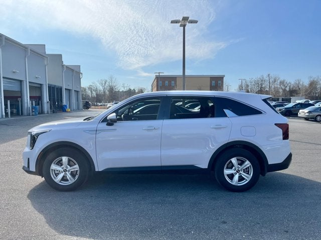 2025 Kia Sorento LX