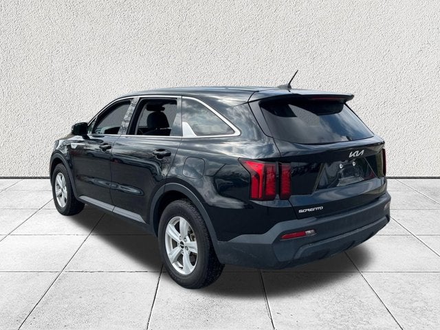2023 Kia Sorento LX