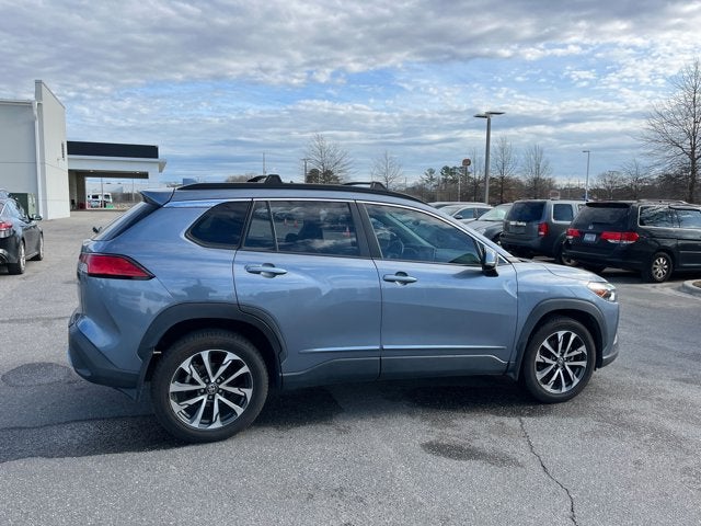 2022 Toyota Corolla Cross XLE