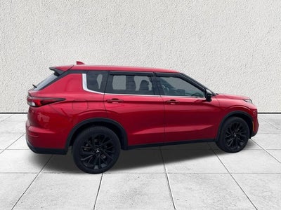 2024 Mitsubishi Outlander SE Black Edition