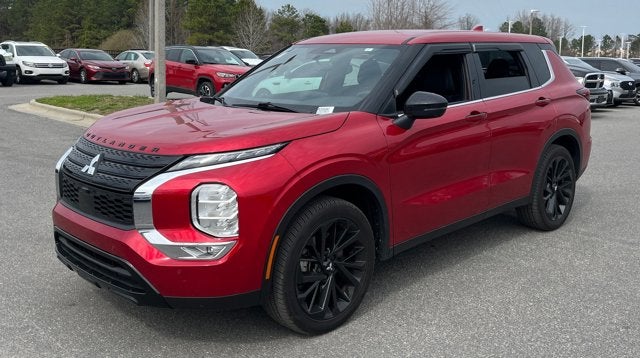 2024 Mitsubishi Outlander SE Black Edition