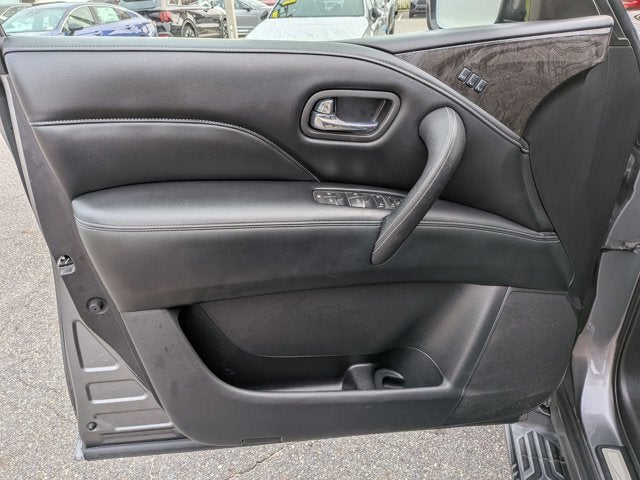2021 INFINITI QX80 LUXE