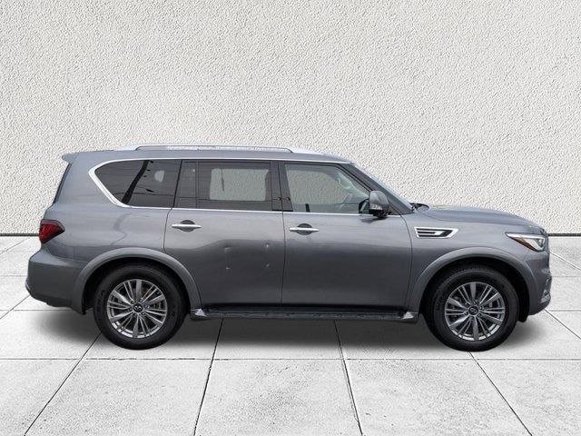 2021 INFINITI QX80 LUXE