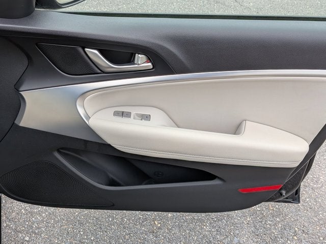 2024 Genesis G70 2.5T