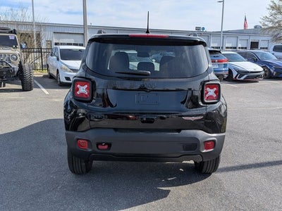 2023 Jeep Renegade Trailhawk