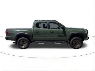 2022 Toyota Tacoma 4WD SR5