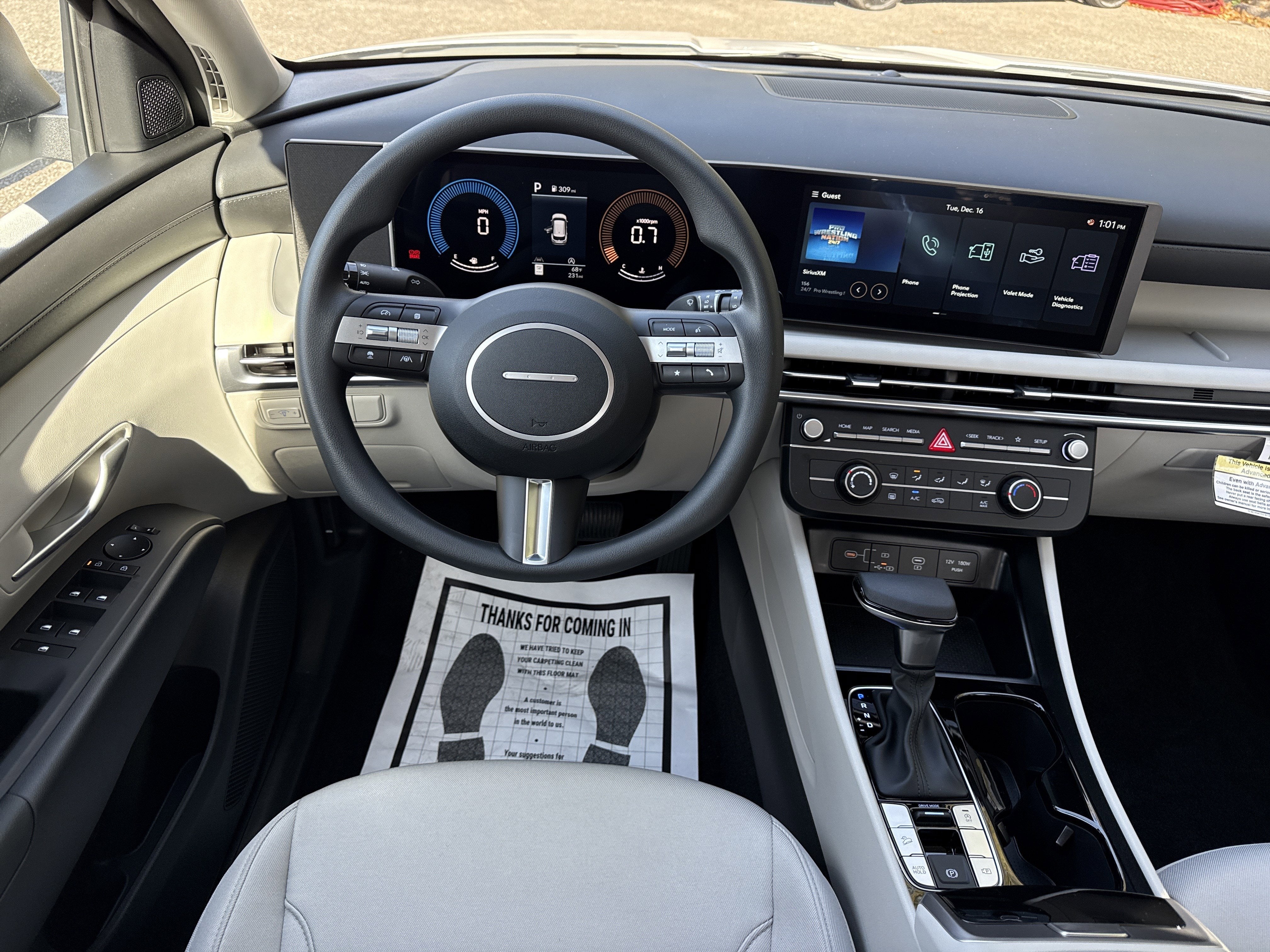 2025 Hyundai Tucson SE