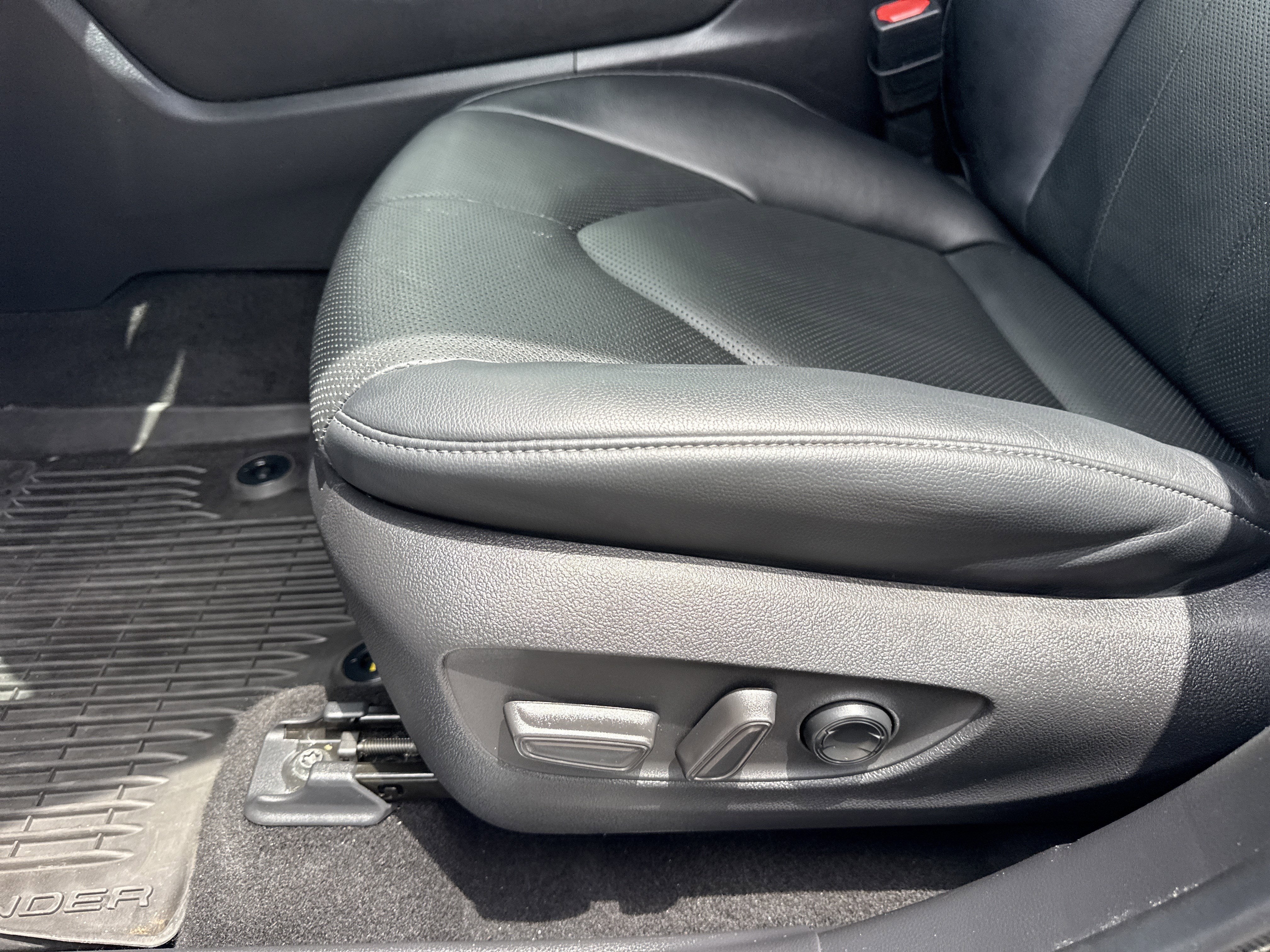 2022 Toyota Highlander Limited