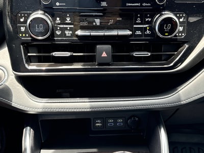 2022 Toyota Highlander Limited