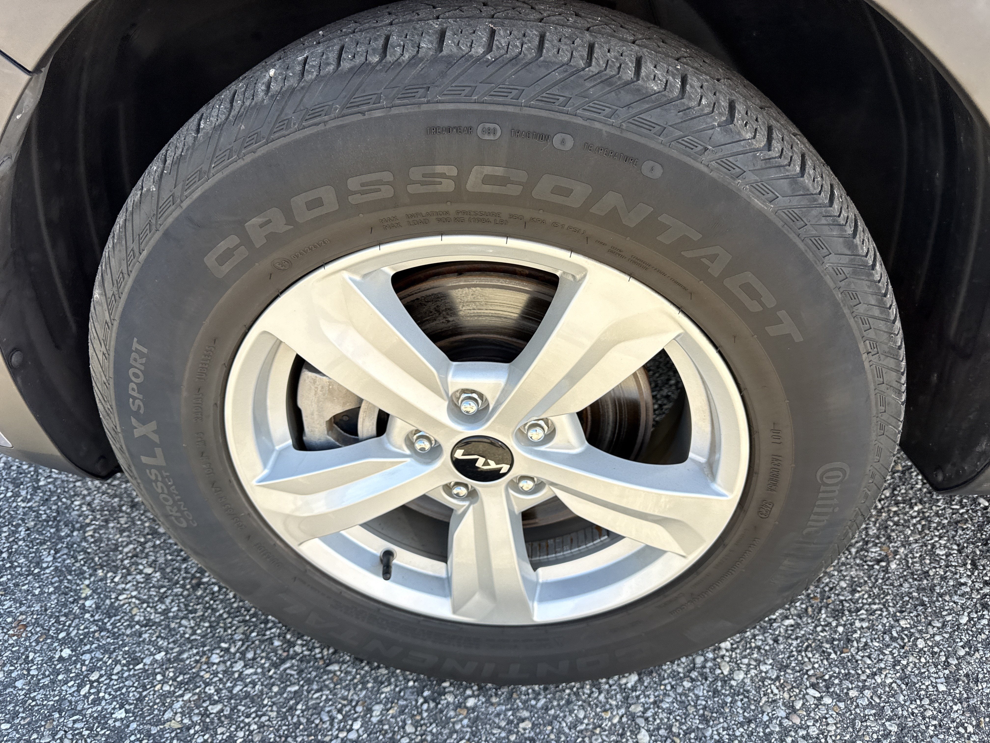 2023 Kia Sorento LX