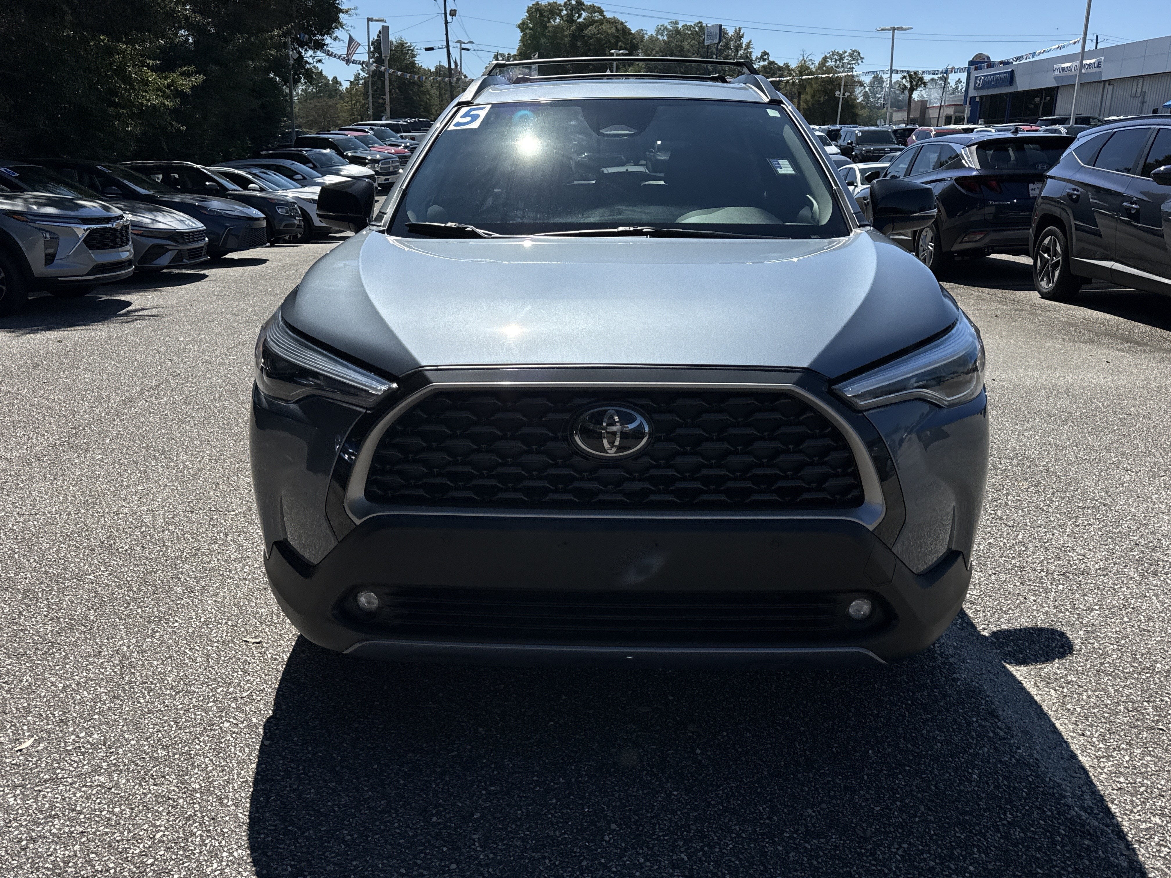2025 Toyota Corolla Cross XLE