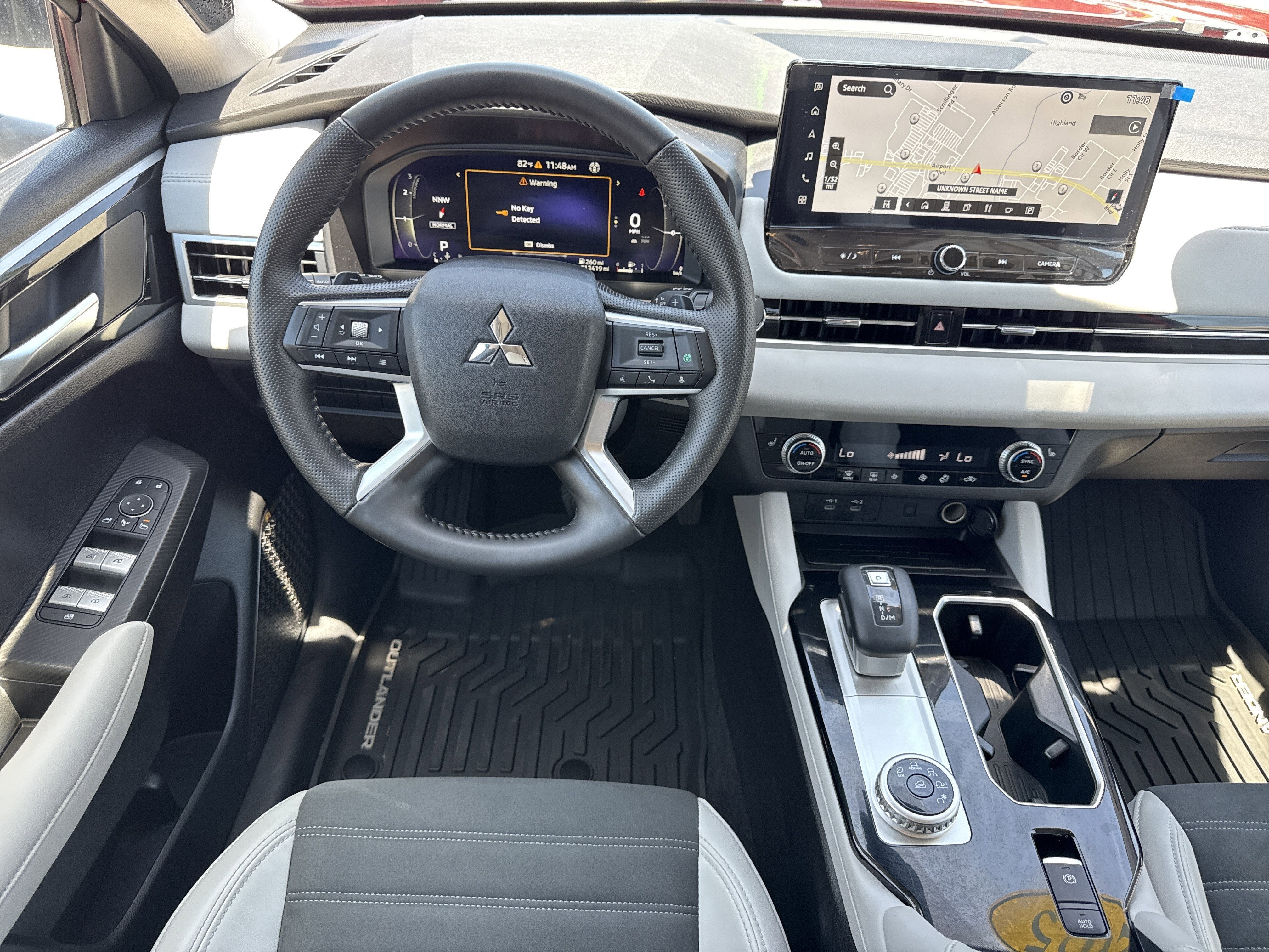 2025 Mitsubishi Outlander SE