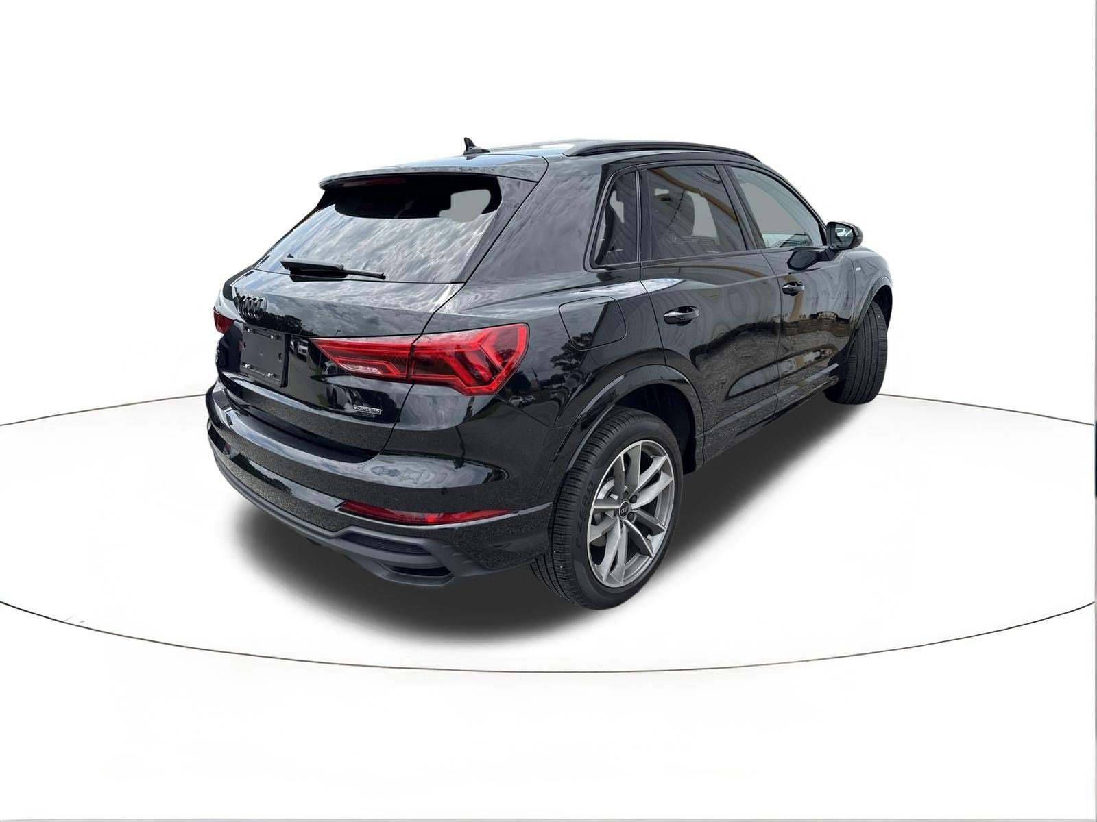 2025 Audi Q3 S line Premium