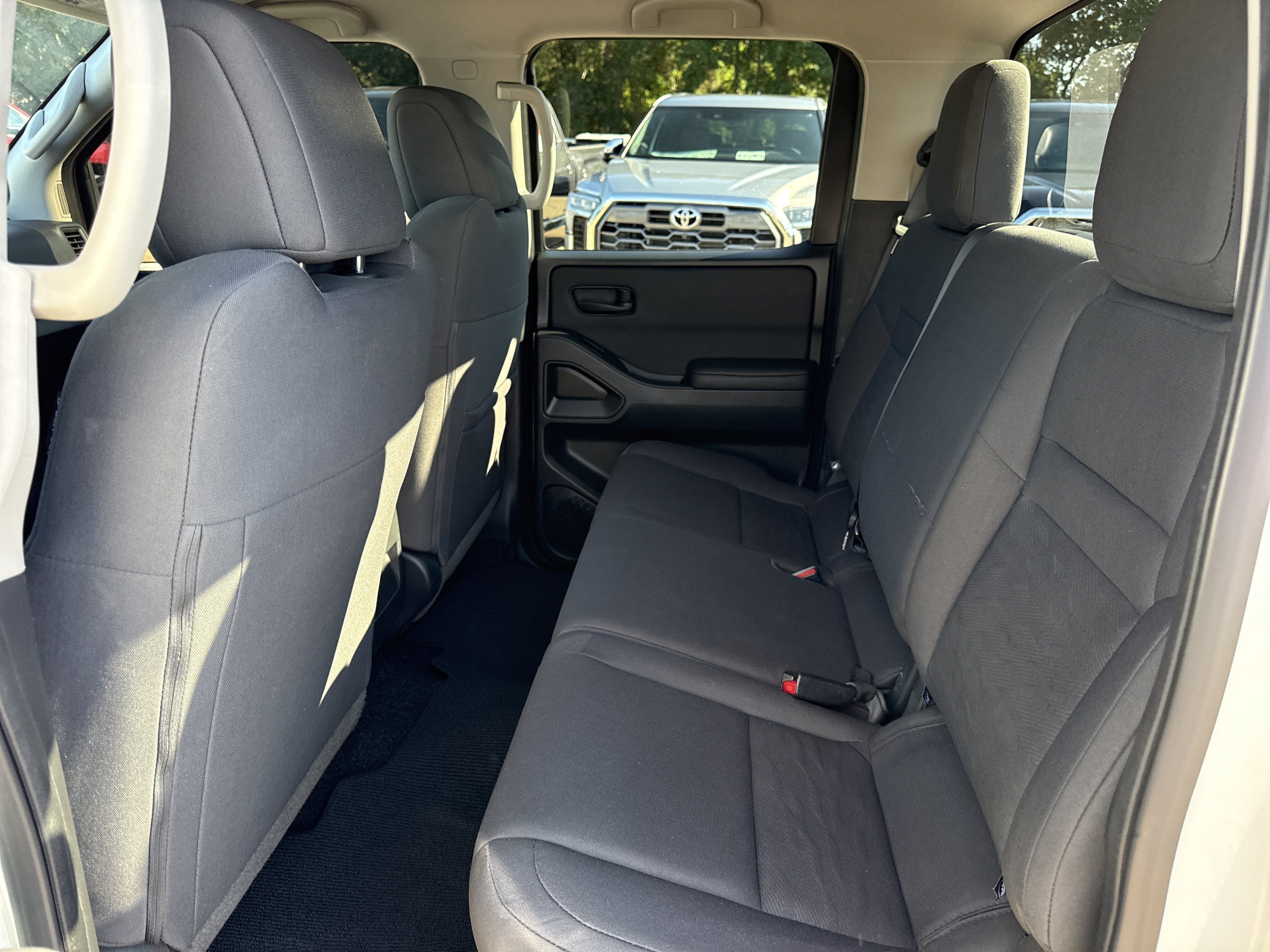 2024 Nissan Frontier S