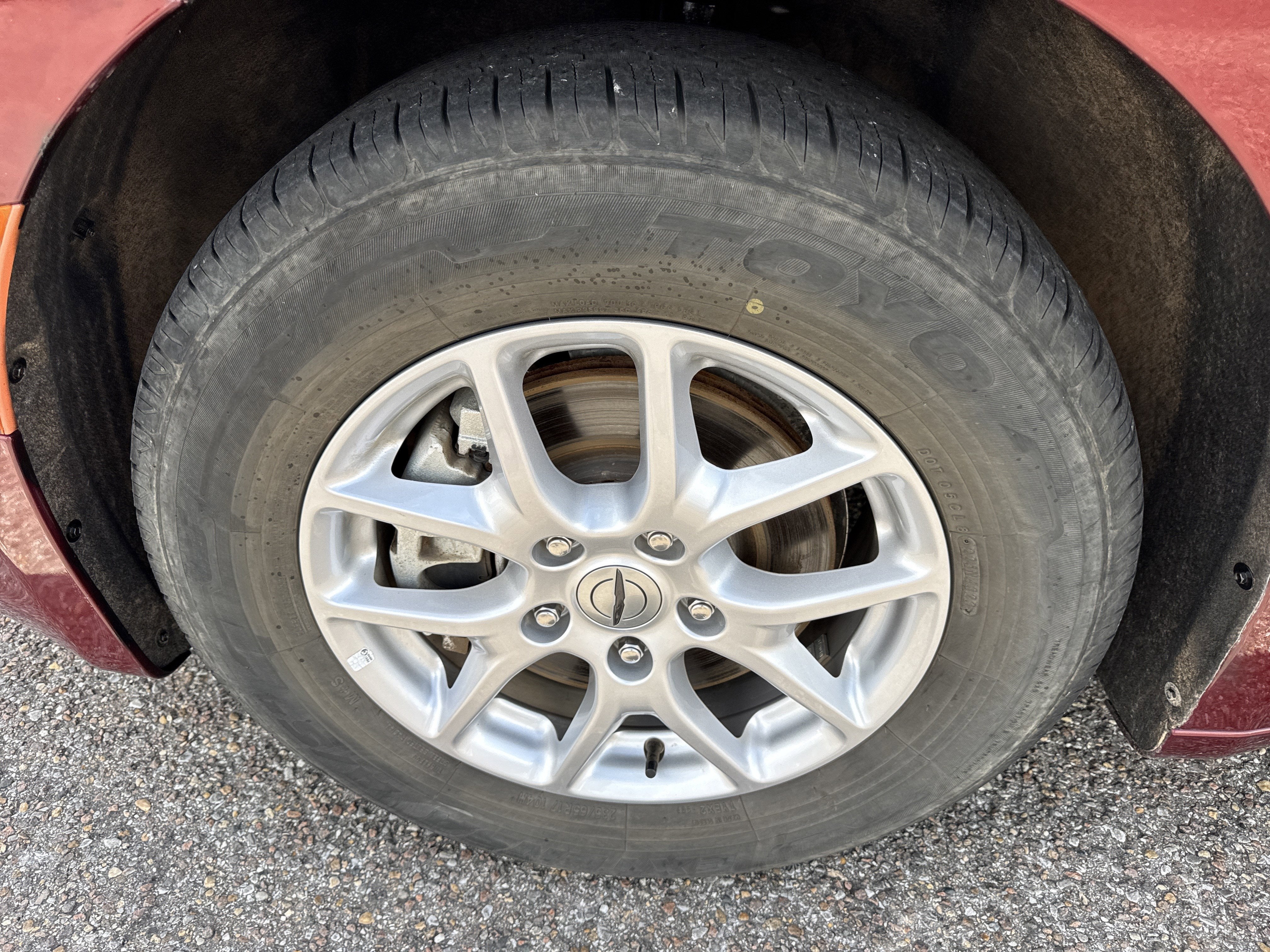 2023 Chrysler Voyager LX