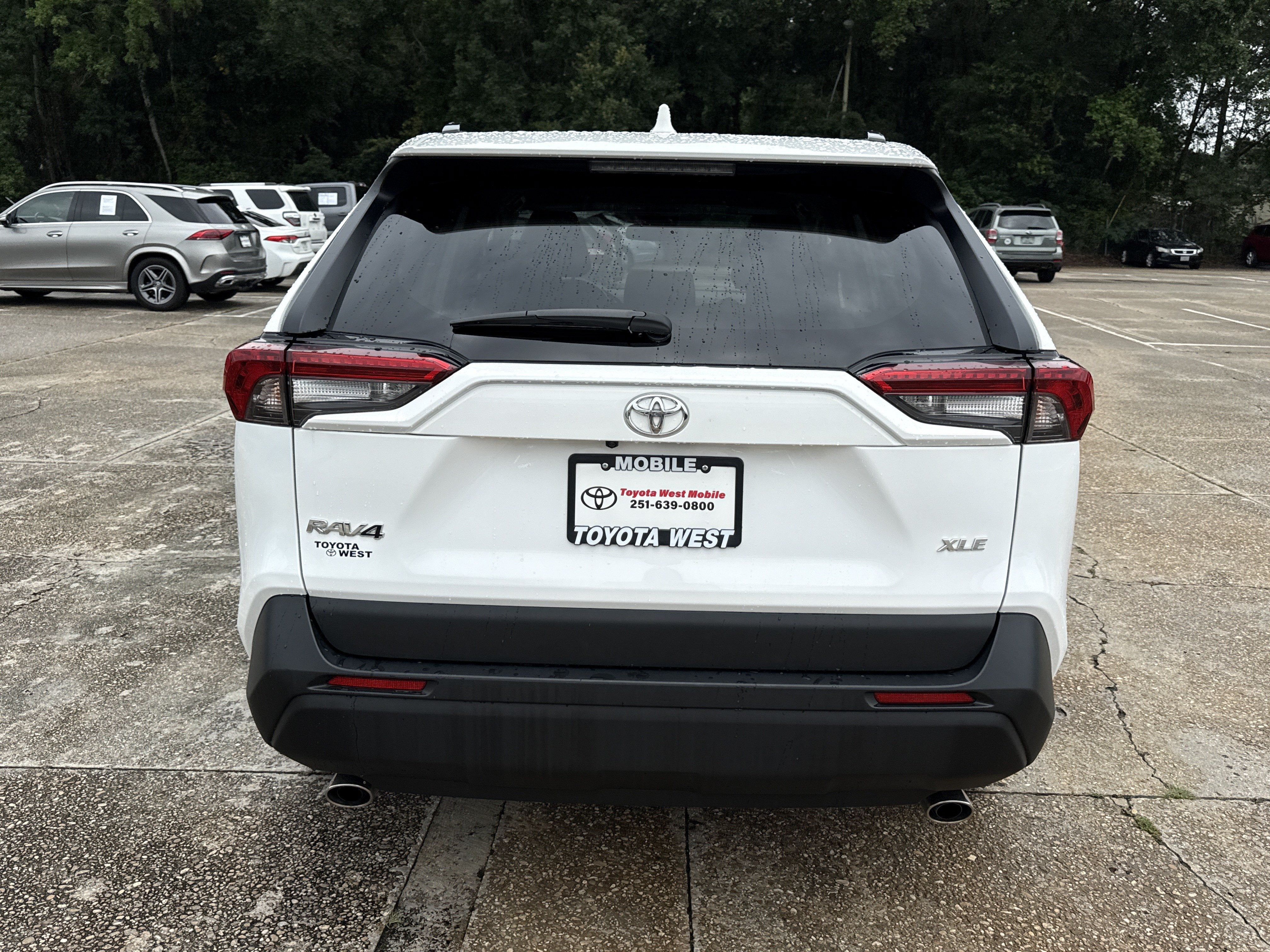 2024 Toyota RAV4 XLE