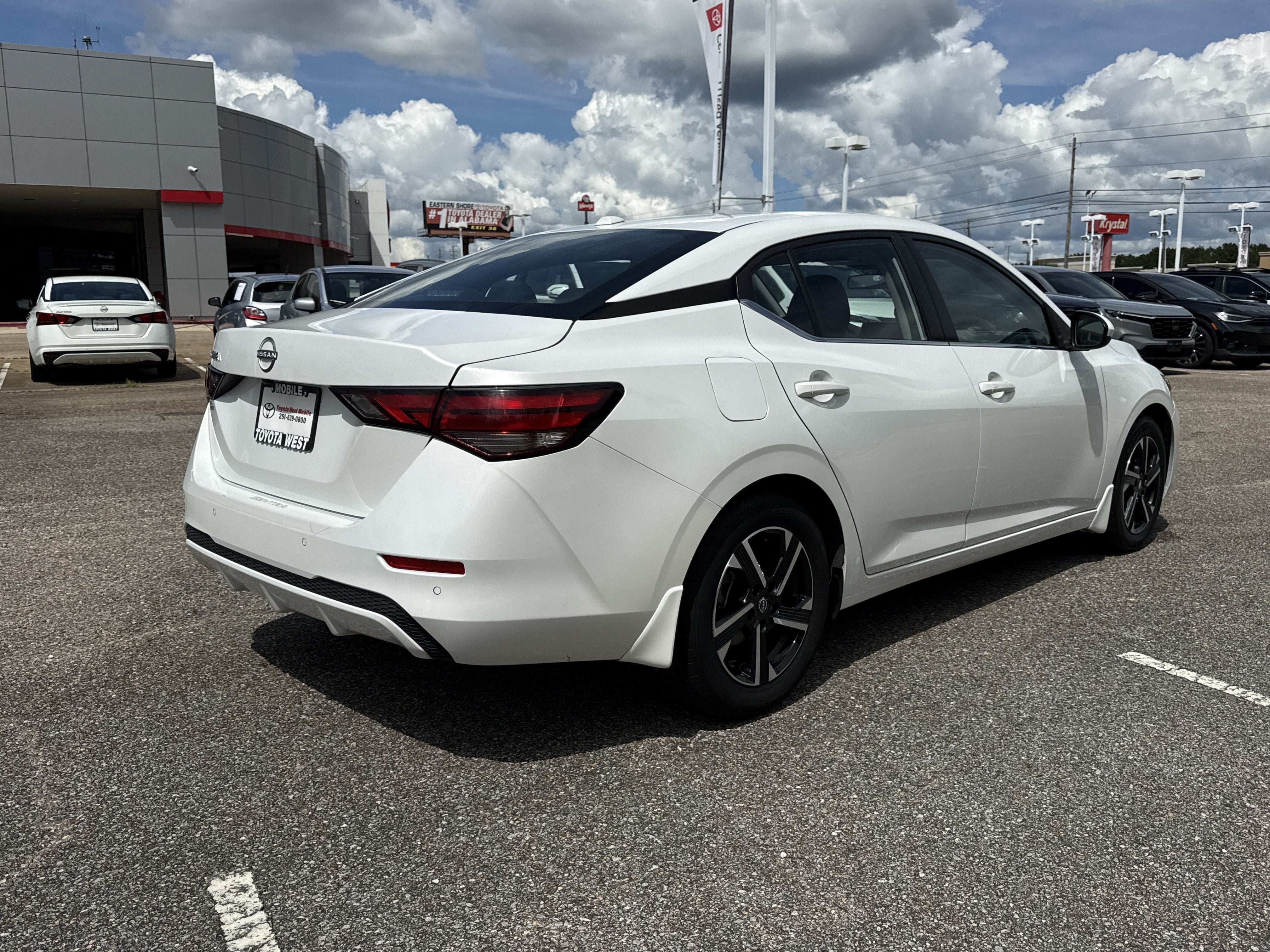 2025 Nissan Sentra SV