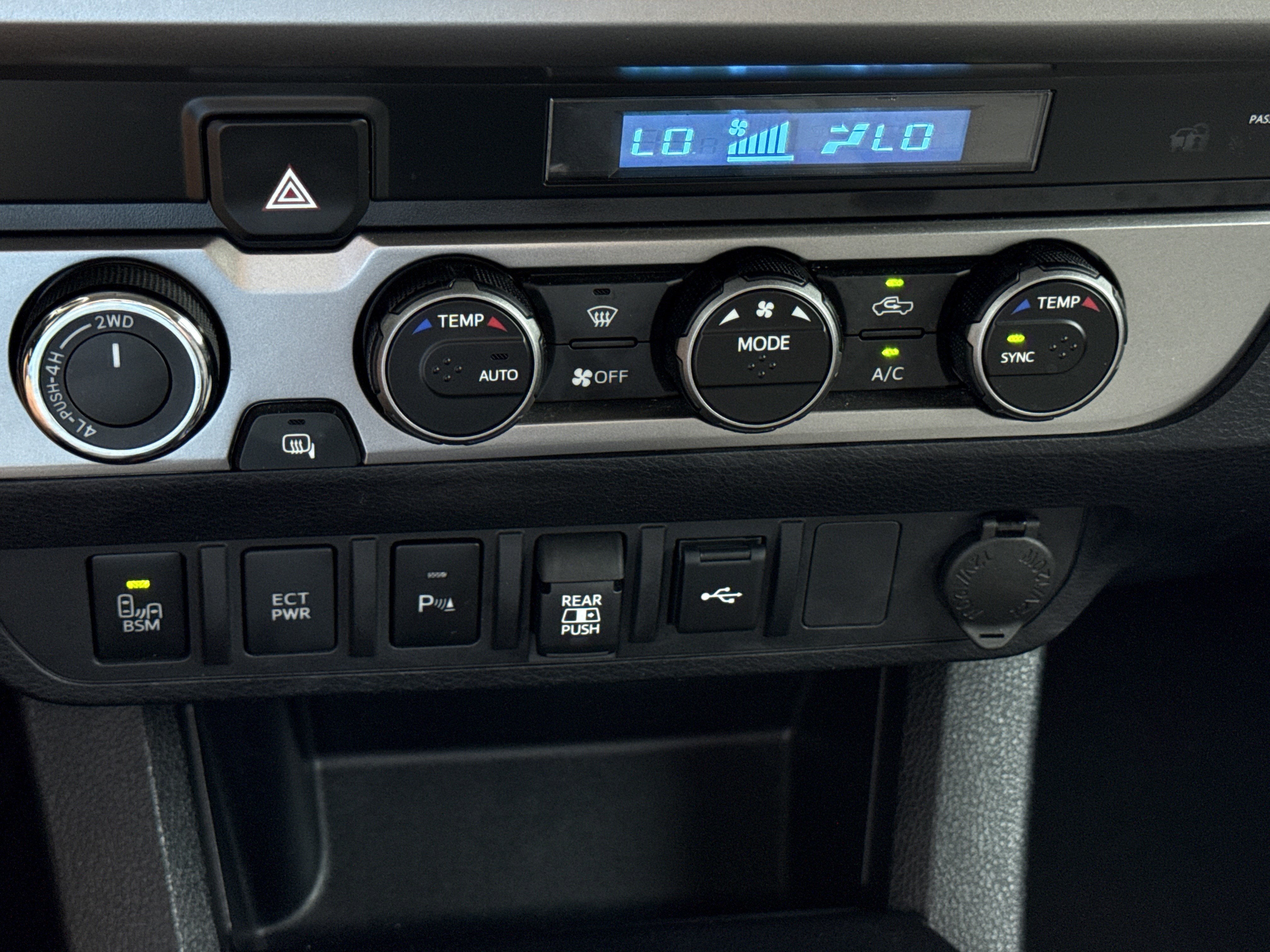 2023 Toyota Tacoma 4WD SR5