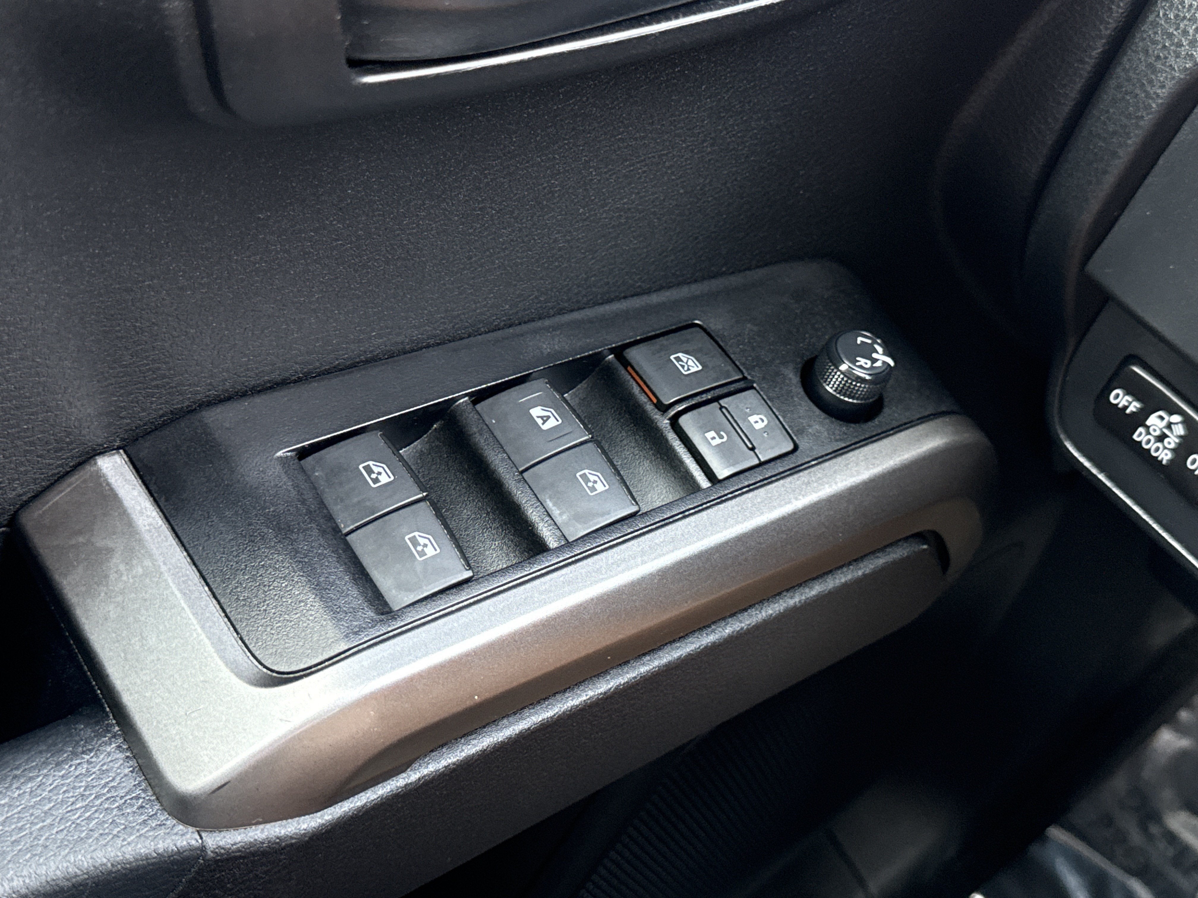 2023 Toyota Tacoma 2WD SR5