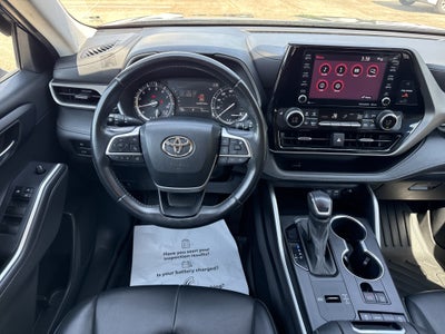 2022 Toyota Highlander XLE