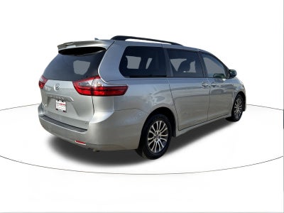 2020 Toyota Sienna XLE Premium