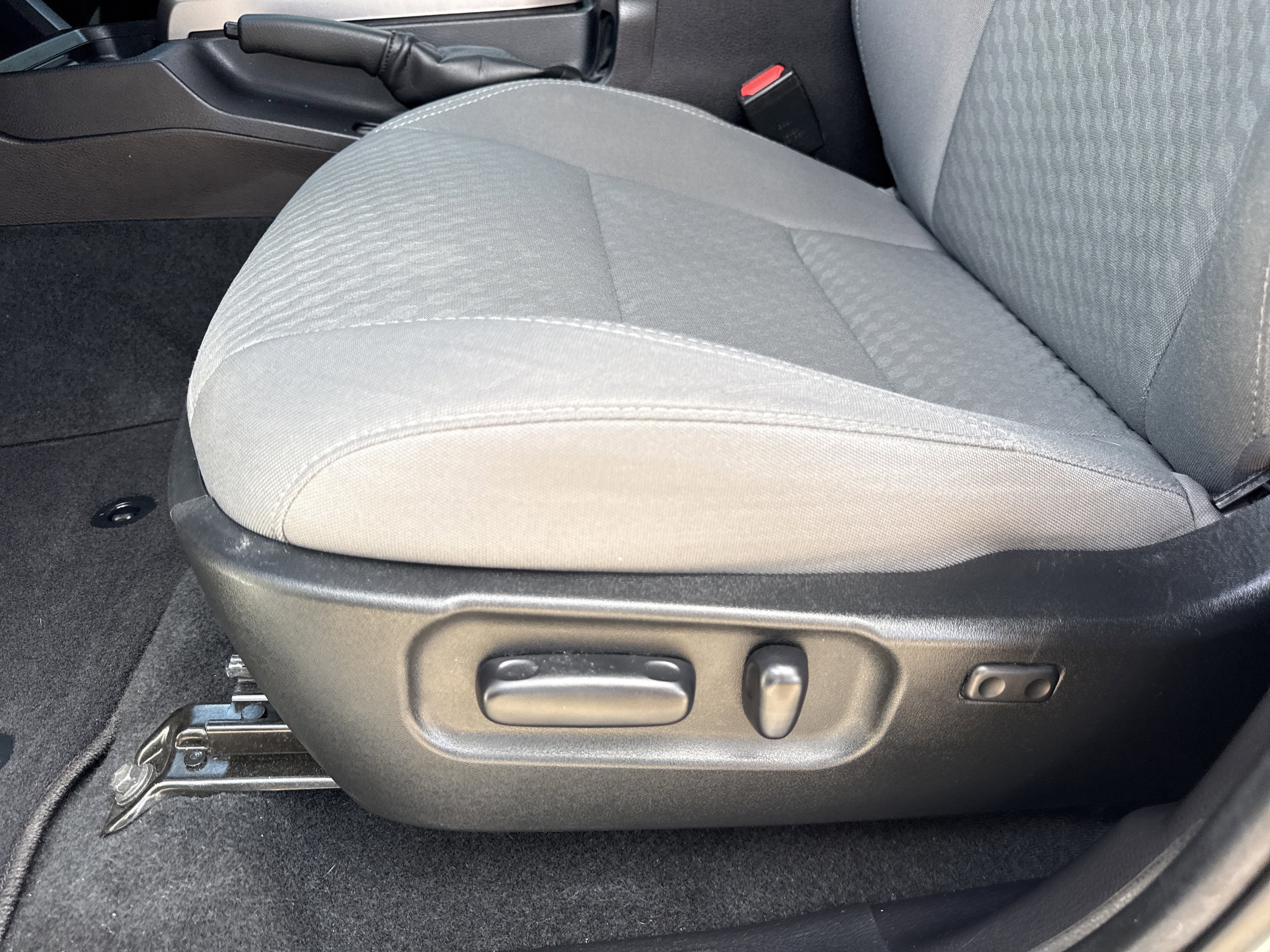 2021 Toyota Tacoma 2WD SR5