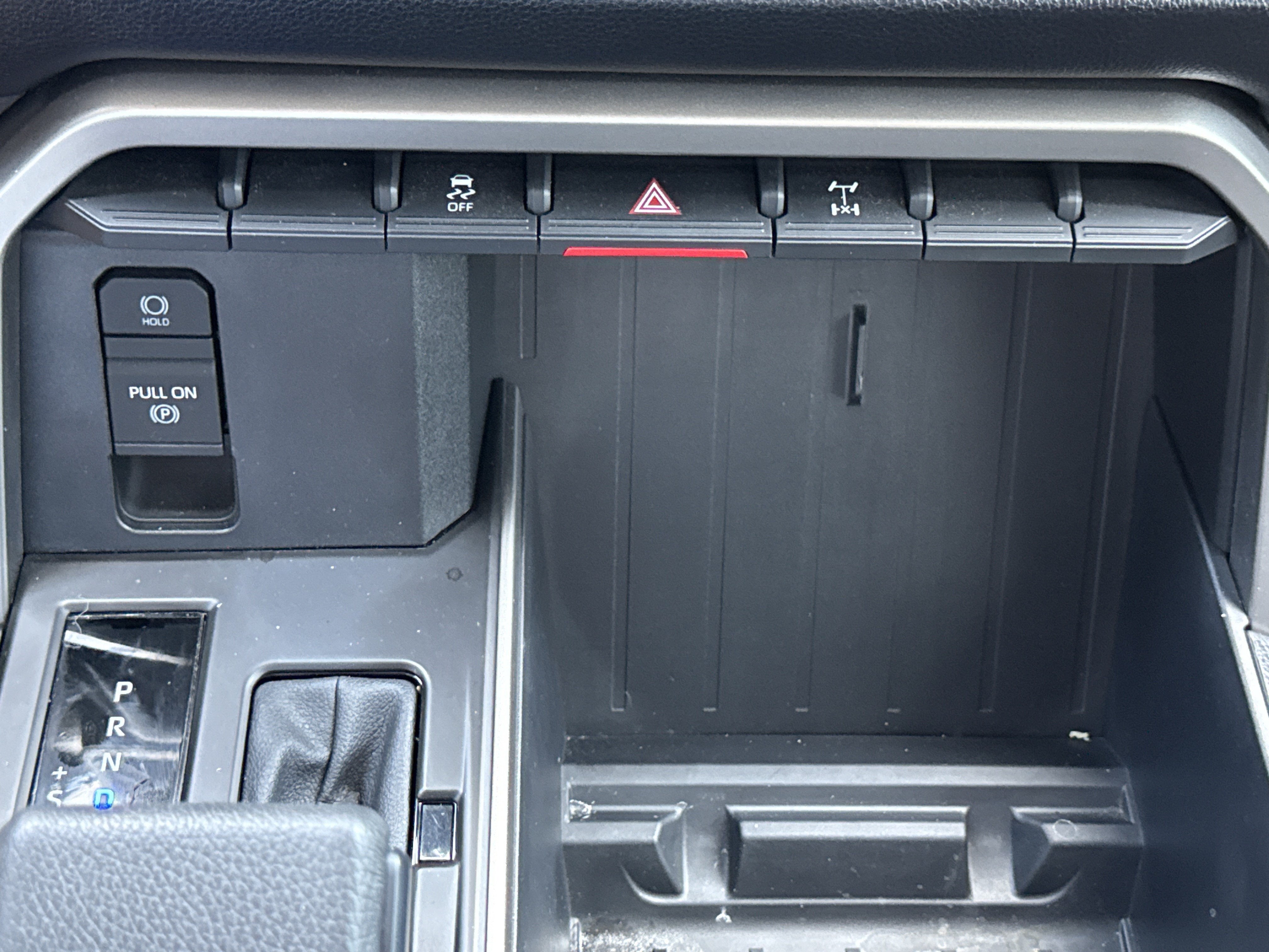 2024 Toyota Tundra 4WD SR5