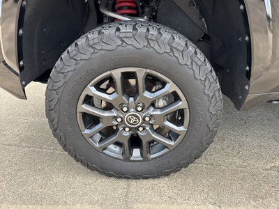 2022 Toyota Tundra 4WD Platinum Hybrid