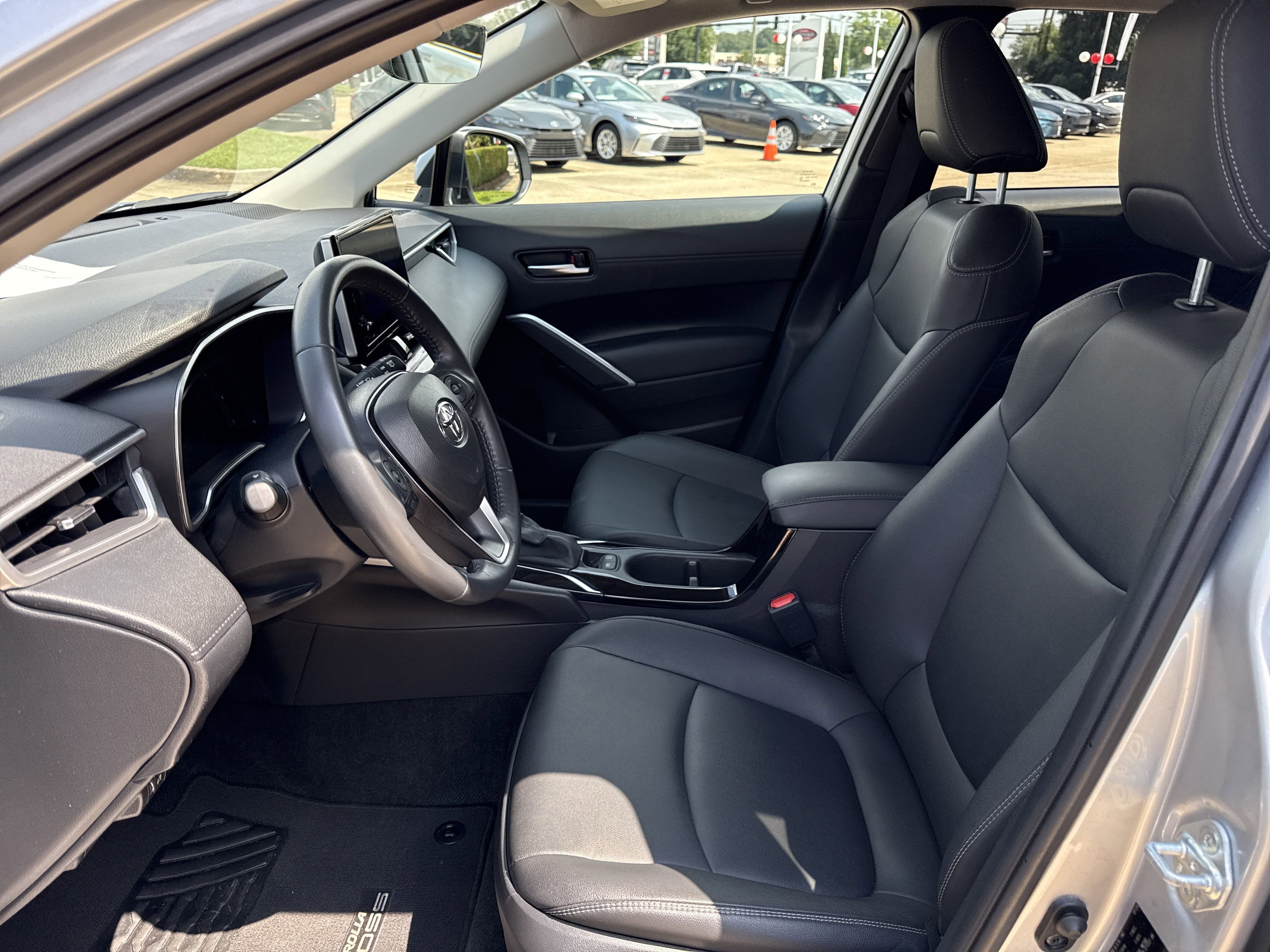 2024 Toyota Corolla Cross XLE