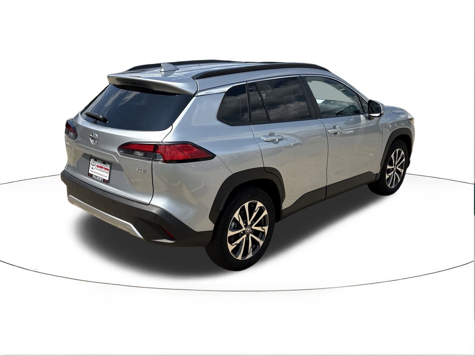 2024 Toyota Corolla Cross XLE