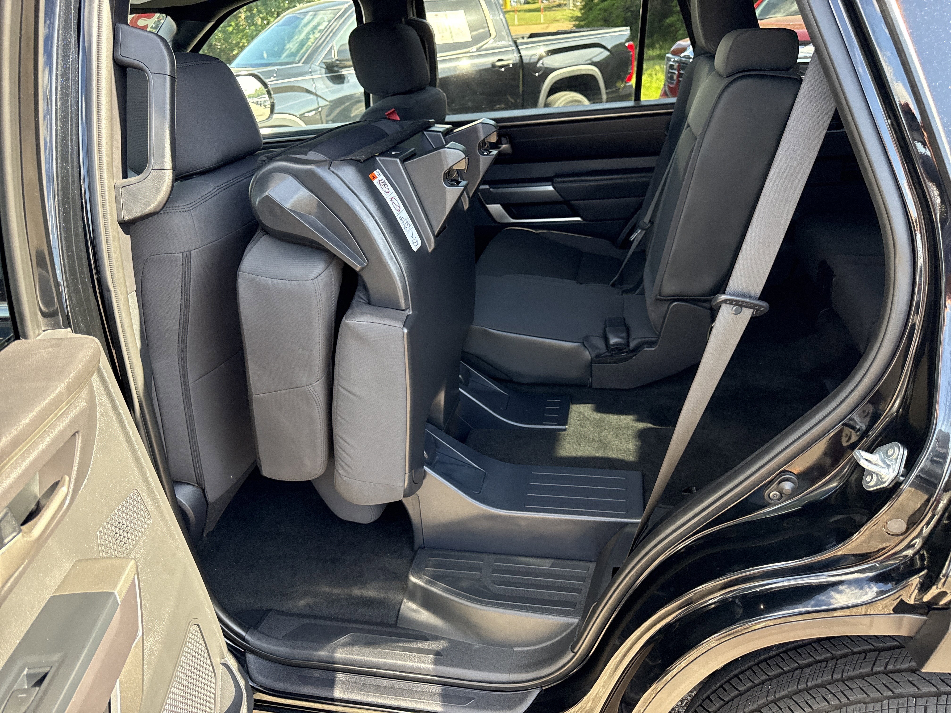 2025 Toyota Sequoia SR5