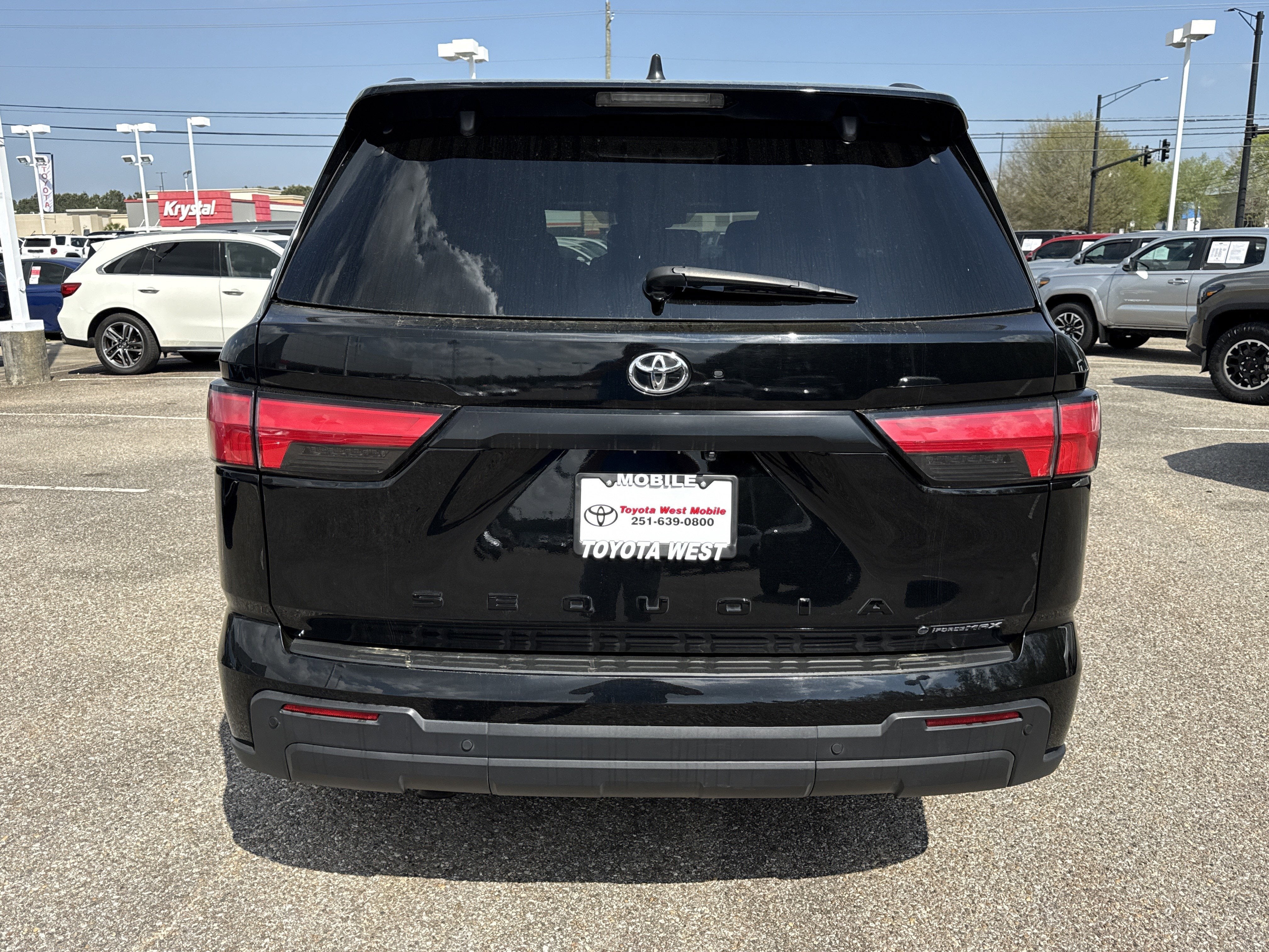 2025 Toyota Sequoia Base