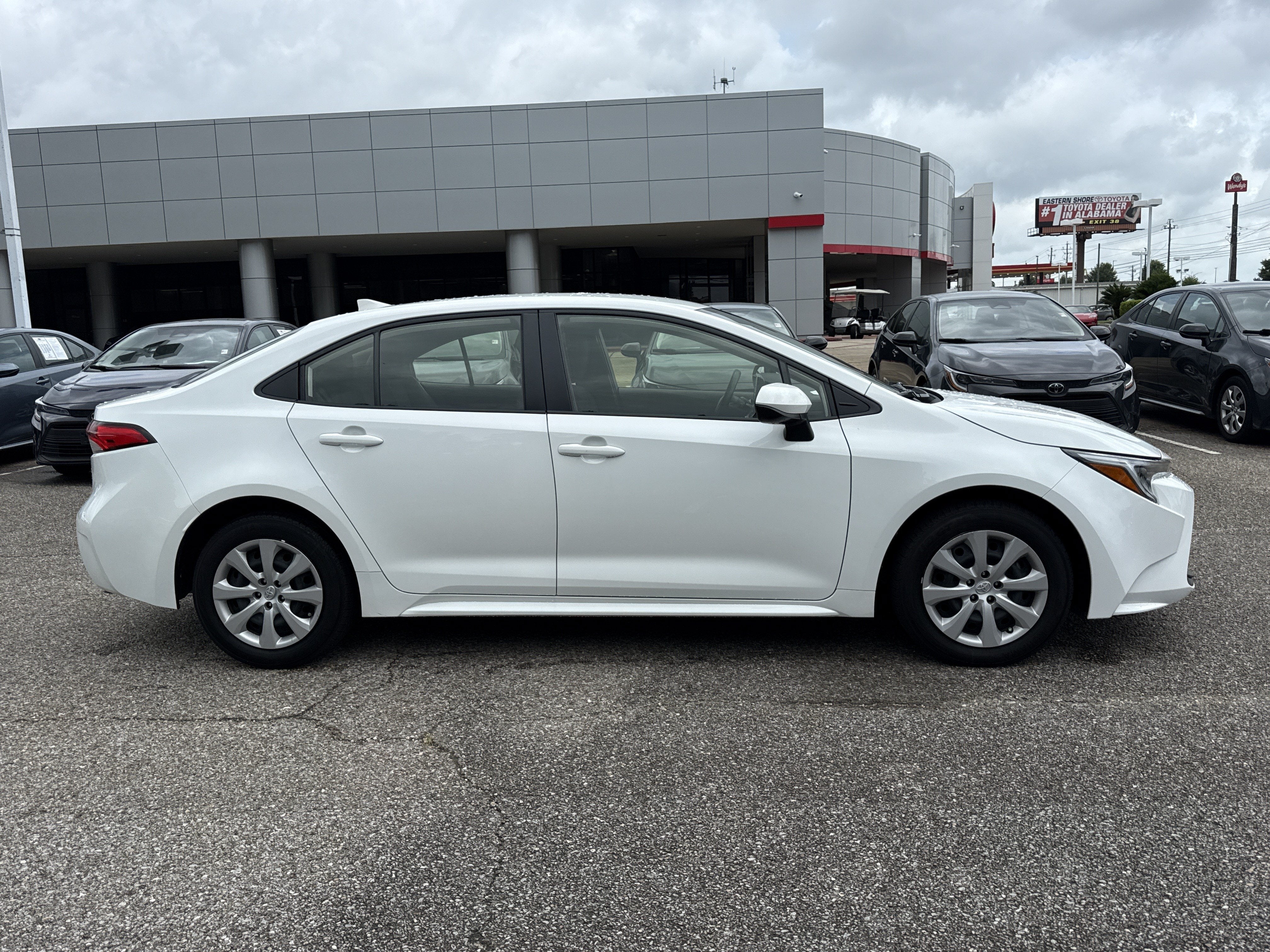 2025 Toyota Corolla Hybrid LE