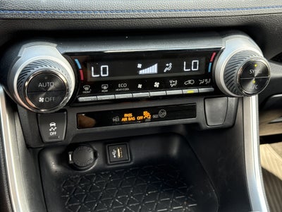 2024 Toyota RAV4 Hybrid SE