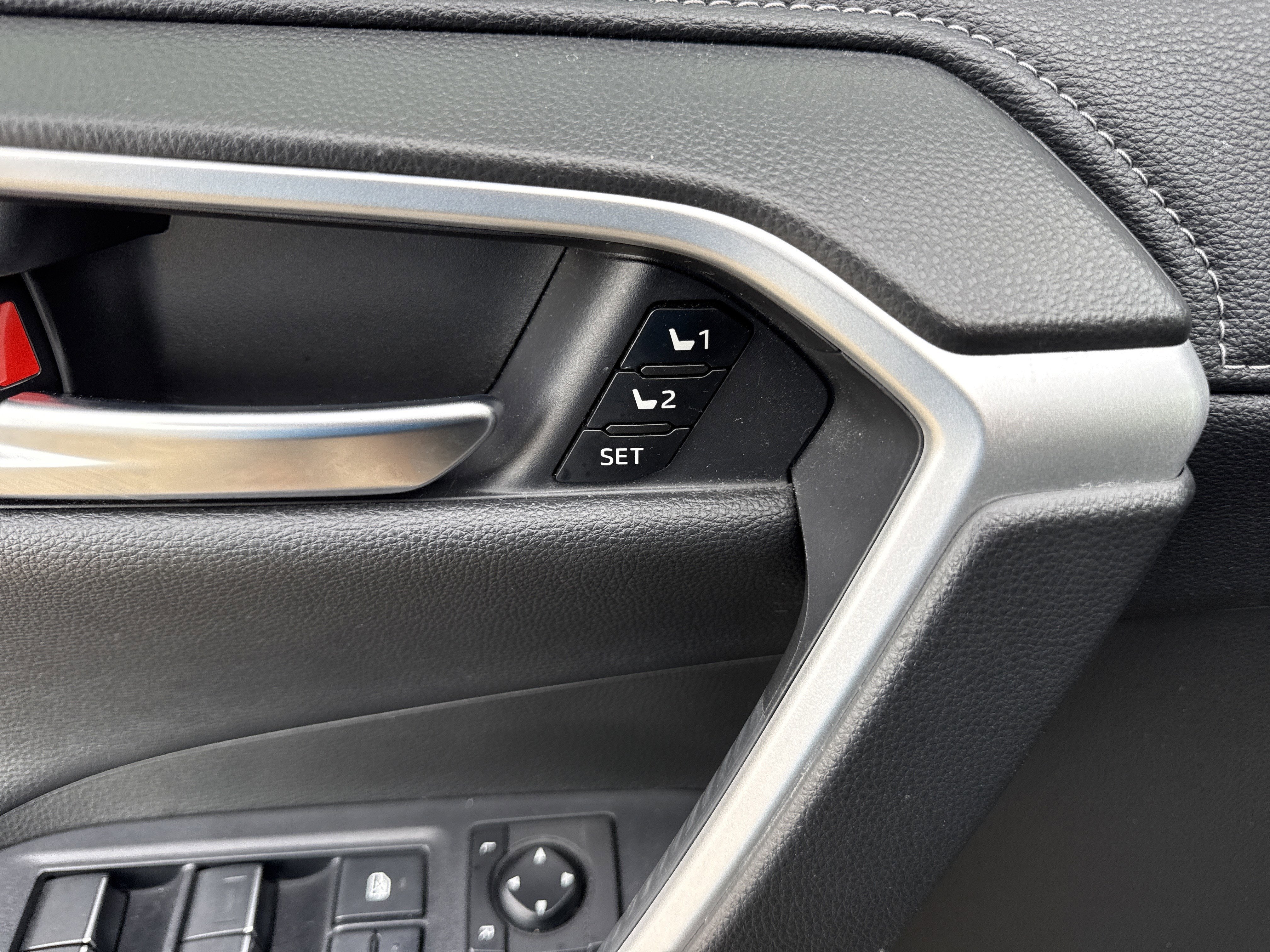 2020 Toyota RAV4 Limited