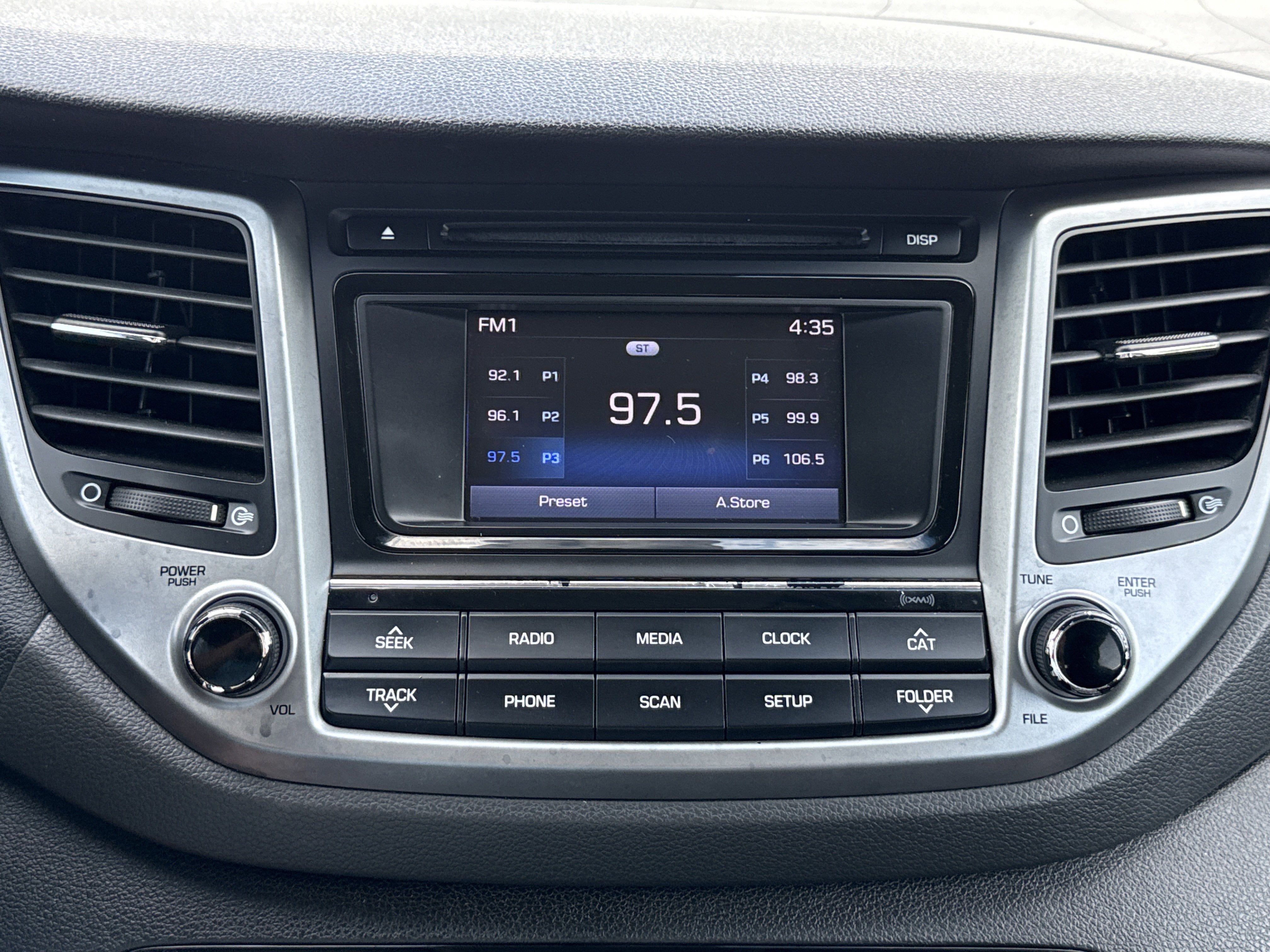 2017 Hyundai Tucson SE