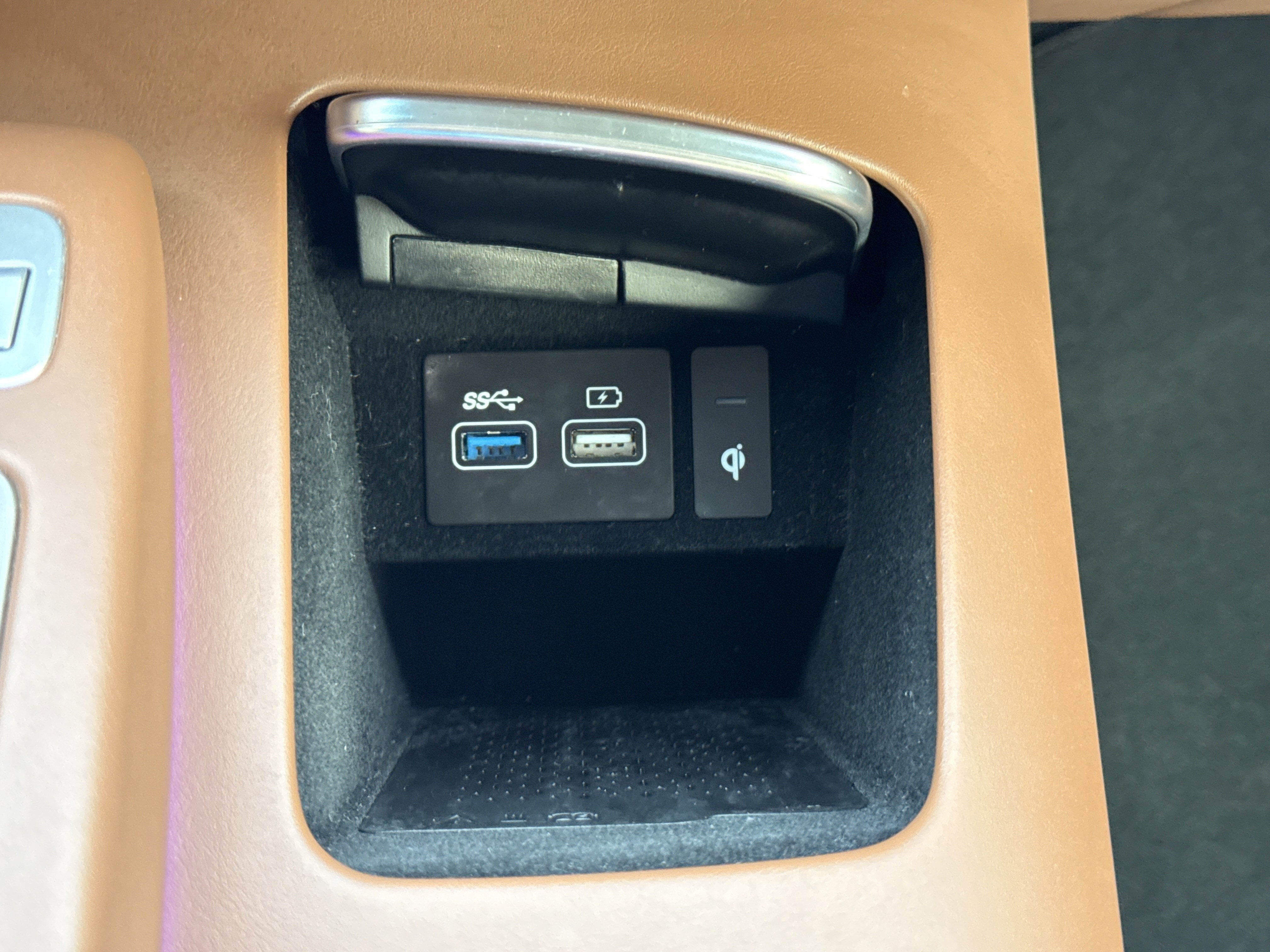2022 Genesis GV70 2.5T